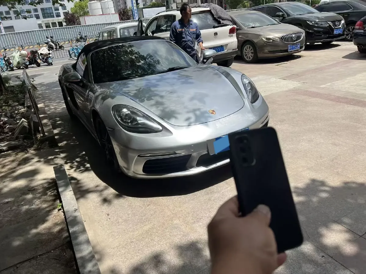 2018 Porsche 718 2.0T 250HP H4 7DCT,autocango,china used car exporter,china ev exporter,chinese used car exporter,chinese used ev exporter