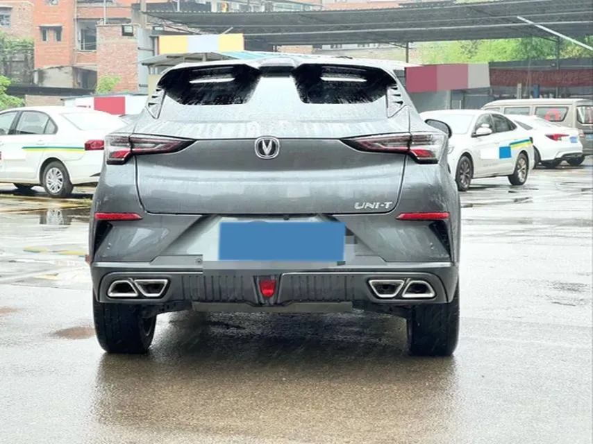 2022 ChangAn UNI-T 1.5T 188HP L4 7DCT,autocango,china used car exporter,china ev exporter,chinese used car exporter,chinese used ev exporter