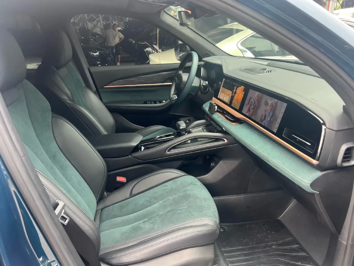 2021 Geely Monjaro 2.0T 218HP L4 7DCT,autocango,china used car exporter,china ev exporter,chinese used car exporter,chinese used ev exporter