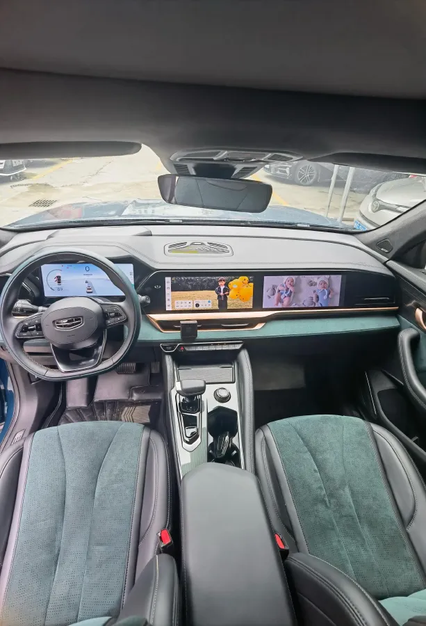 2021 Geely Monjaro 2.0T 218HP L4 7DCT,autocango,china used car exporter,china ev exporter,chinese used car exporter,chinese used ev exporter