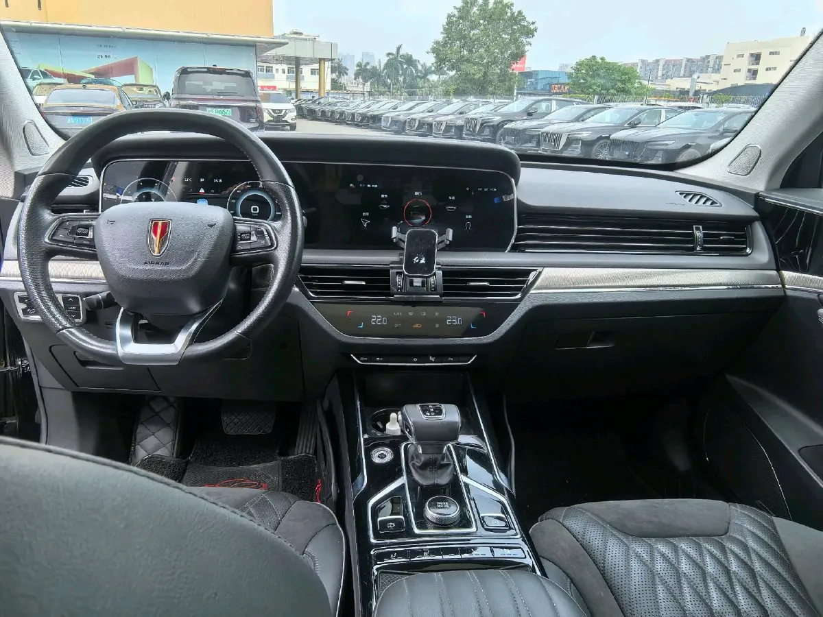 2022 HongQi HS5 2.0T 224HP L4 6AT,autocango,china used car exporter,china ev exporter,chinese used car exporter,chinese used ev exporter