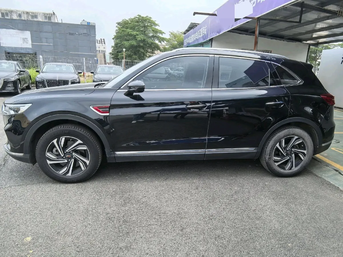 2022 HongQi HS5 2.0T 224HP L4 6AT,autocango,china used car exporter,china ev exporter,chinese used car exporter,chinese used ev exporter