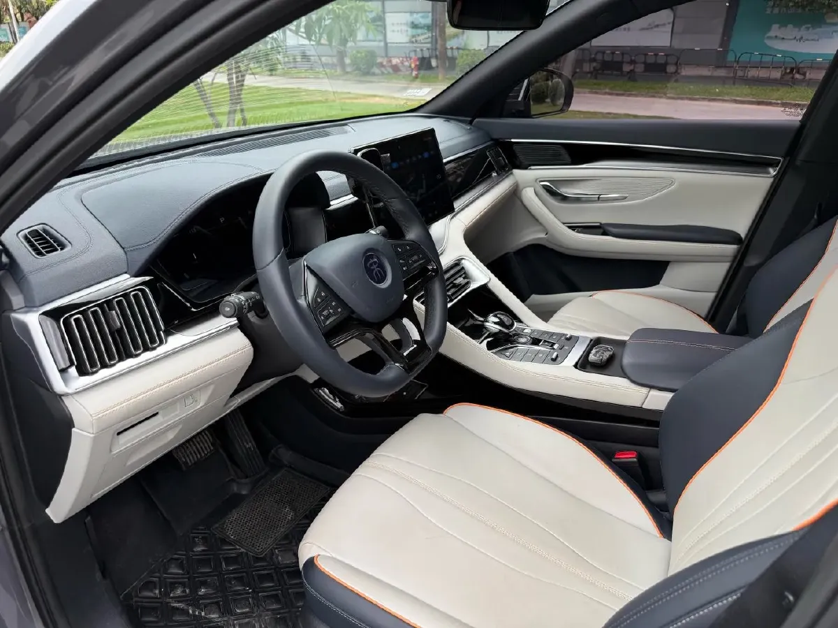 2022 Geely JiaJi 1.5T 177HP L3 7DCT PHEV 15.5KWH,autocango,china used car exporter,china ev exporter,chinese used car exporter,chinese used ev exporter