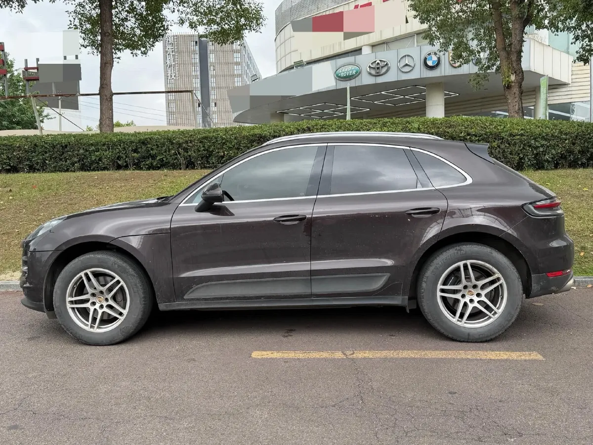 2021 Porsche Macan 2.0T 252HP L4 7DCT,autocango,china used car exporter,china ev exporter,chinese used car exporter,chinese used ev exporter