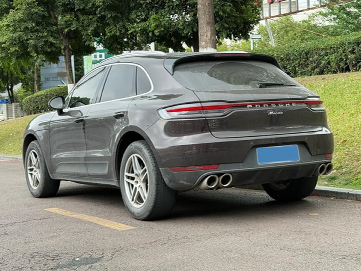 2021 Porsche Macan 2.0T 252HP L4 7DCT,autocango,china used car exporter,china ev exporter,chinese used car exporter,chinese used ev exporter