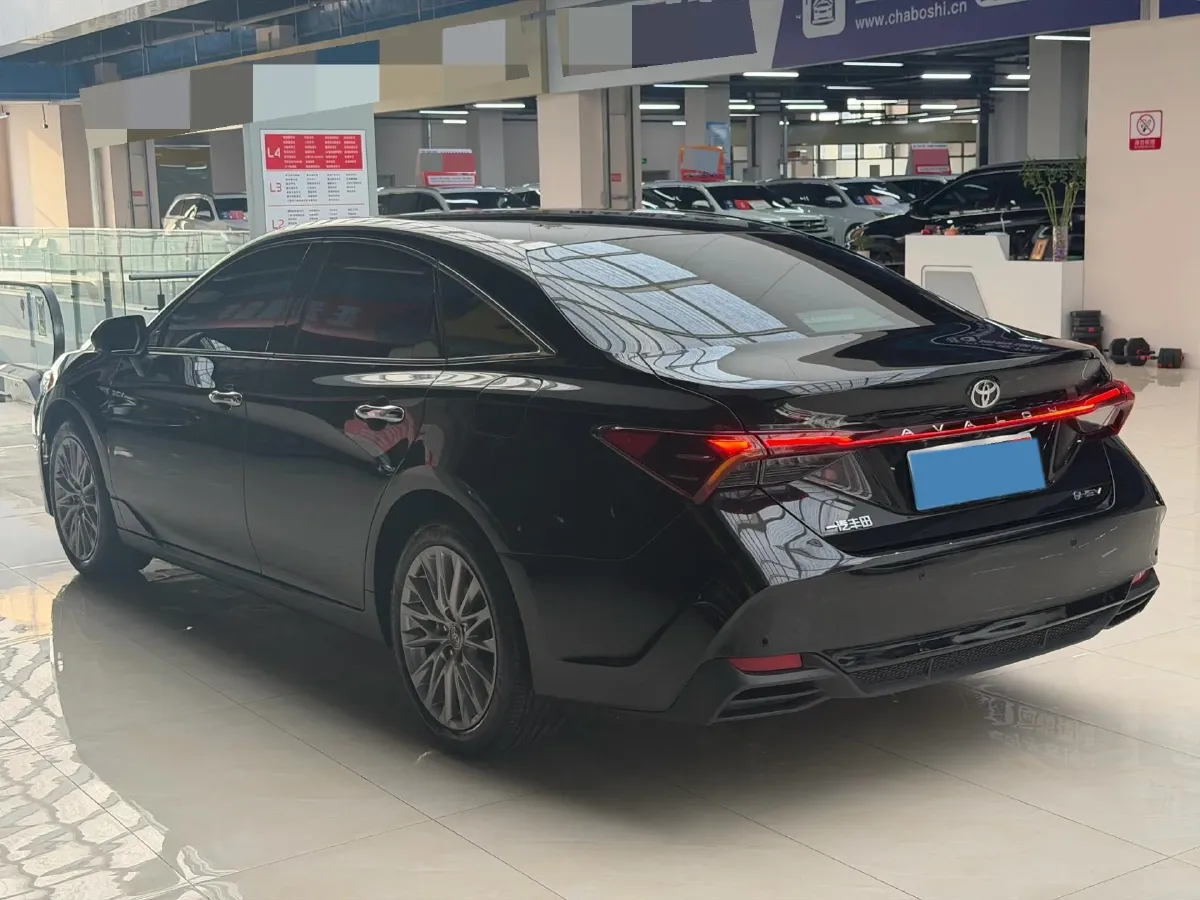 2024 Toyota Avalon 2.0L 152HP L4 E-CVT Hybrid,autocango,china used car exporter,china ev exporter,chinese used car exporter,chinese used ev exporter