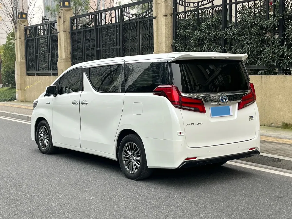 2019 Toyota Alphard 2.5L 117HP L4 E-CVT Hybrid,autocango,china used car exporter,china ev exporter,chinese used car exporter,chinese used ev exporter