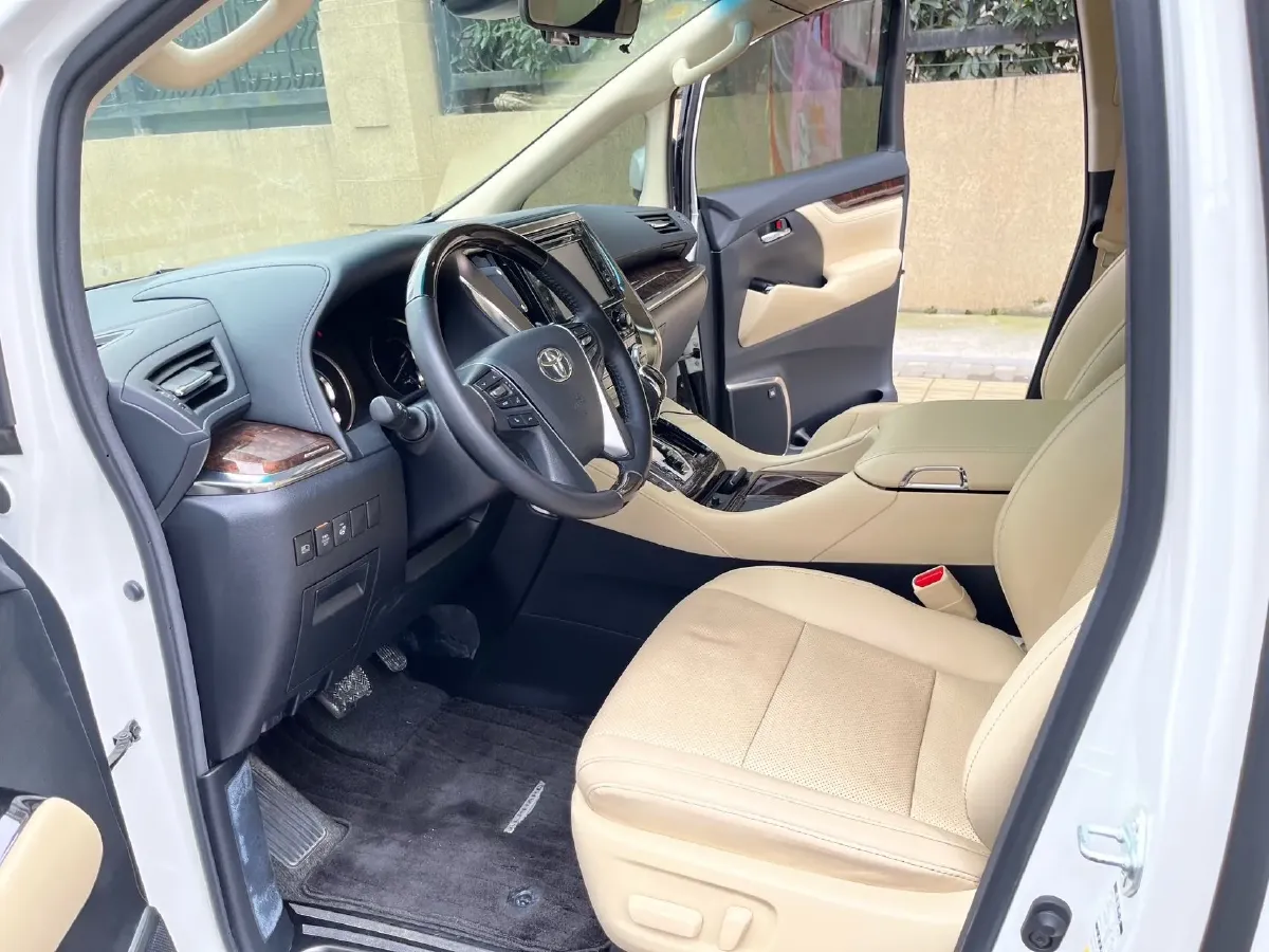 2019 Toyota Alphard 2.5L 117HP L4 E-CVT Hybrid,autocango,china used car exporter,china ev exporter,chinese used car exporter,chinese used ev exporter