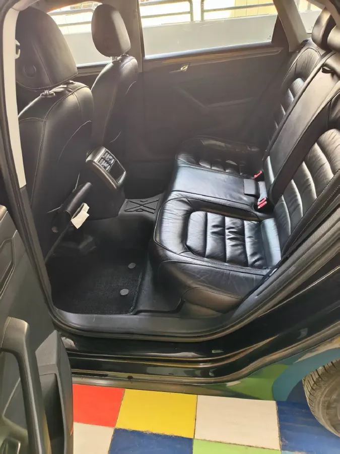 2017 Volkswagen Passat 1.4T 150HP L4 7DCT,autocango,china used car exporter,china ev exporter,chinese used car exporter,chinese used ev exporter
