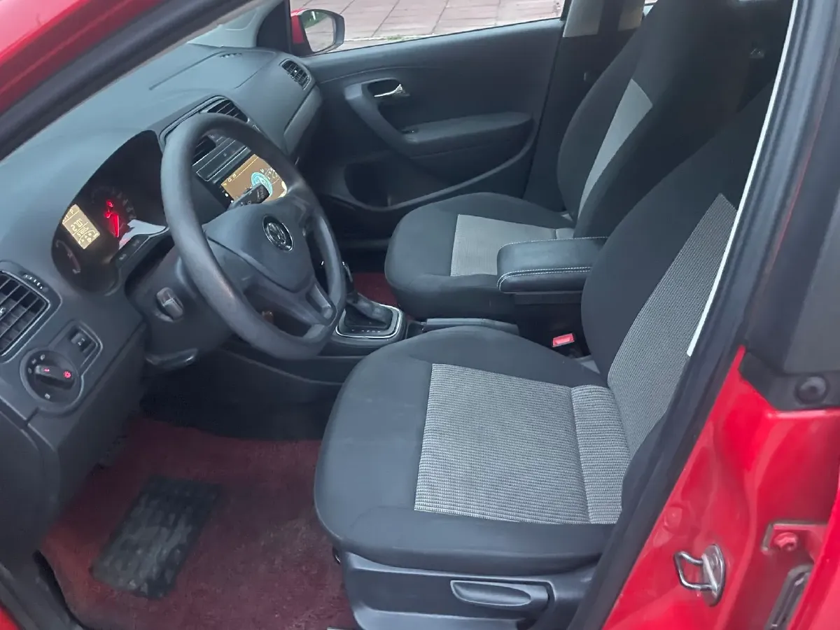 2016 Volkswagen Polo 1.4L 90HP L4 6AT,autocango,china used car exporter,china ev exporter,chinese used car exporter,chinese used ev exporter