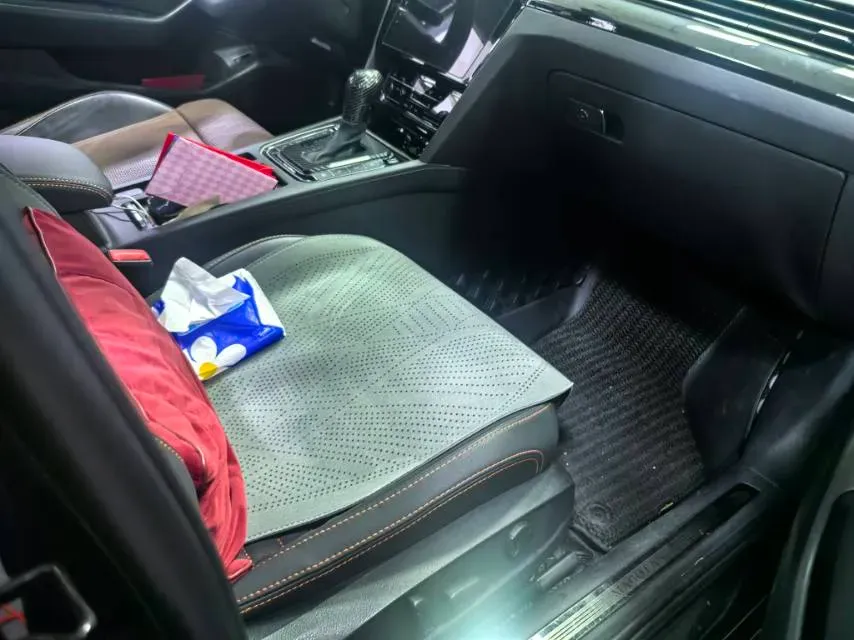 2021 Volkswagen Magotan 2.0T 186HP L4 7DCT,autocango,china used car exporter,china ev exporter,chinese used car exporter,chinese used ev exporter
