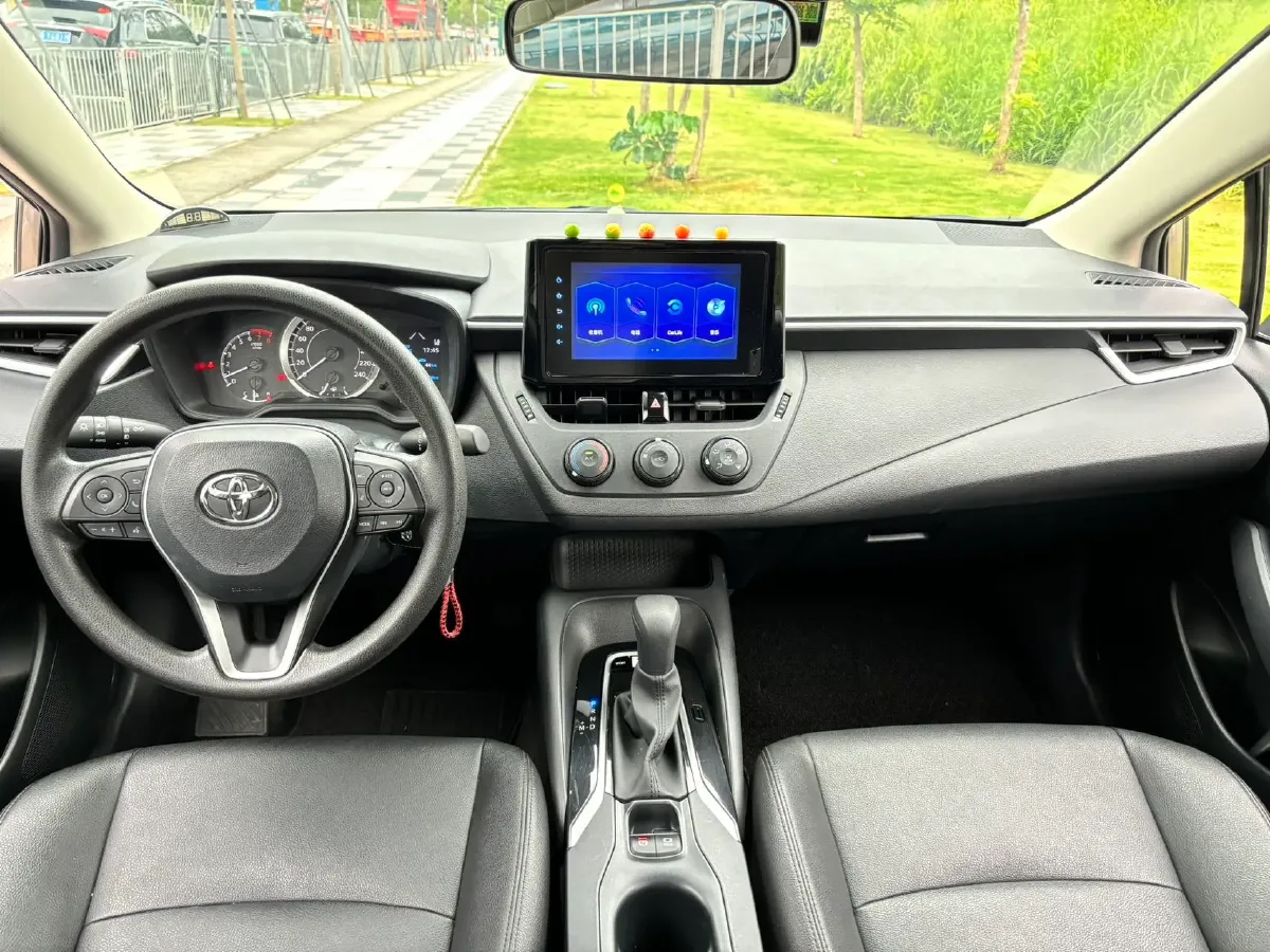 2021 Toyota Corolla 1.2T 116HP L4 CVT,autocango,china used car exporter,china ev exporter,chinese used car exporter,chinese used ev exporter