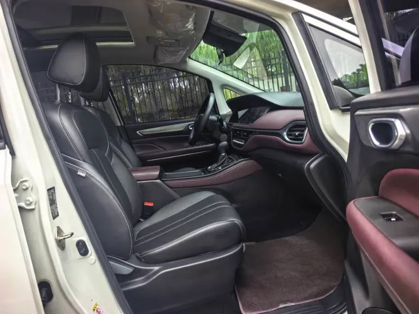 2021 GAC Trumpchi M6 1.5T 169HP L4 7DCT,autocango,china used car exporter,china ev exporter,chinese used car exporter,chinese used ev exporter