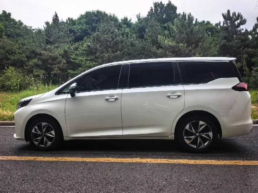 2021 GAC Trumpchi M6 1.5T 169HP L4 7DCT,autocango,china used car exporter,china ev exporter,chinese used car exporter,chinese used ev exporter