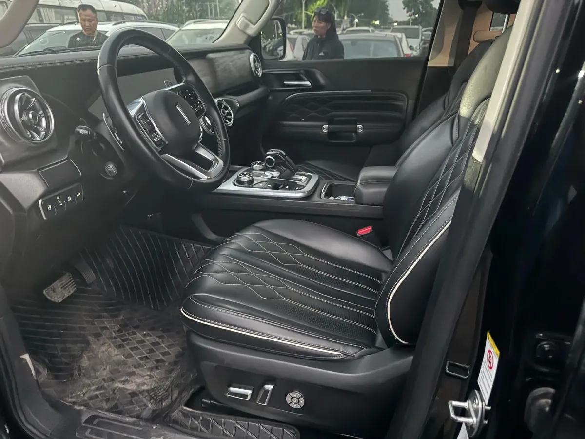 2021 Tank 300 2.0T 227HP L4 8AT,autocango,china used car exporter,china ev exporter,chinese used car exporter,chinese used ev exporter