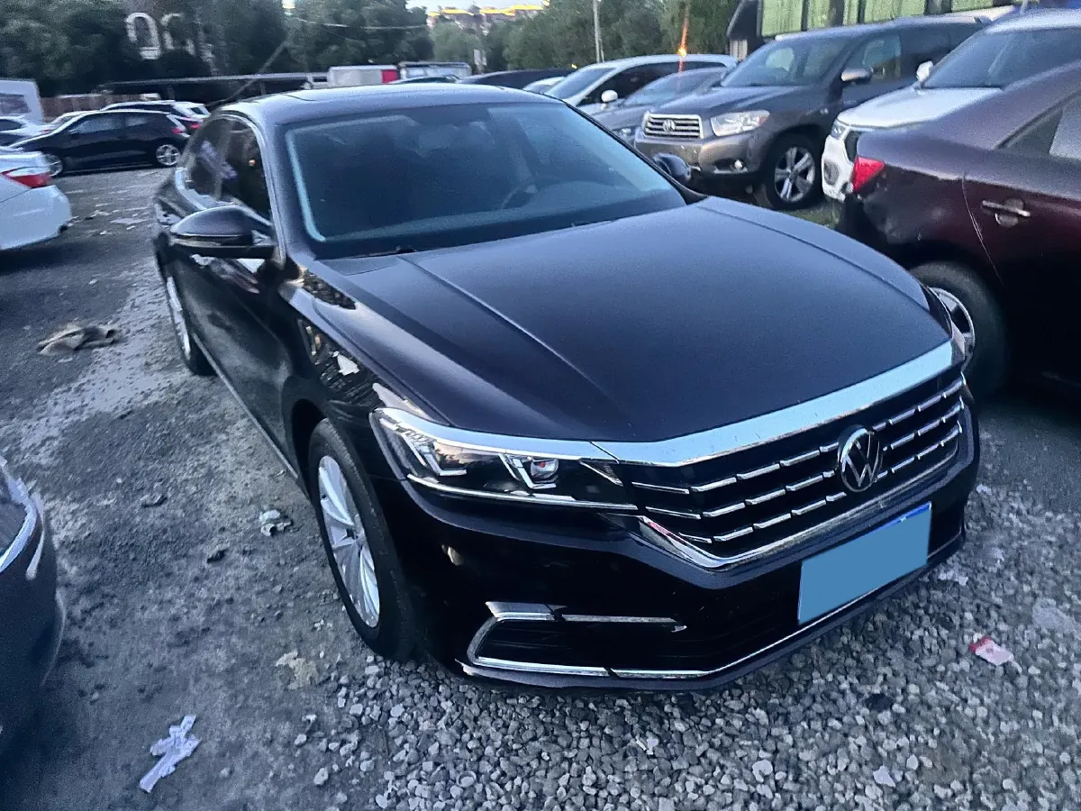 2021 Volkswagen Passat 2.0T 186HP L4 7DCT,autocango,china used car exporter,china ev exporter,chinese used car exporter,chinese used ev exporter