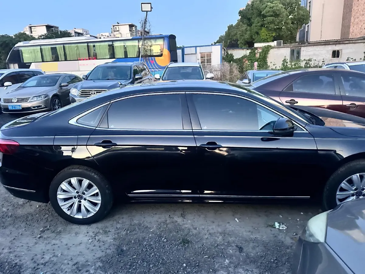 2021 Volkswagen Passat 2.0T 186HP L4 7DCT,autocango,china used car exporter,china ev exporter,chinese used car exporter,chinese used ev exporter