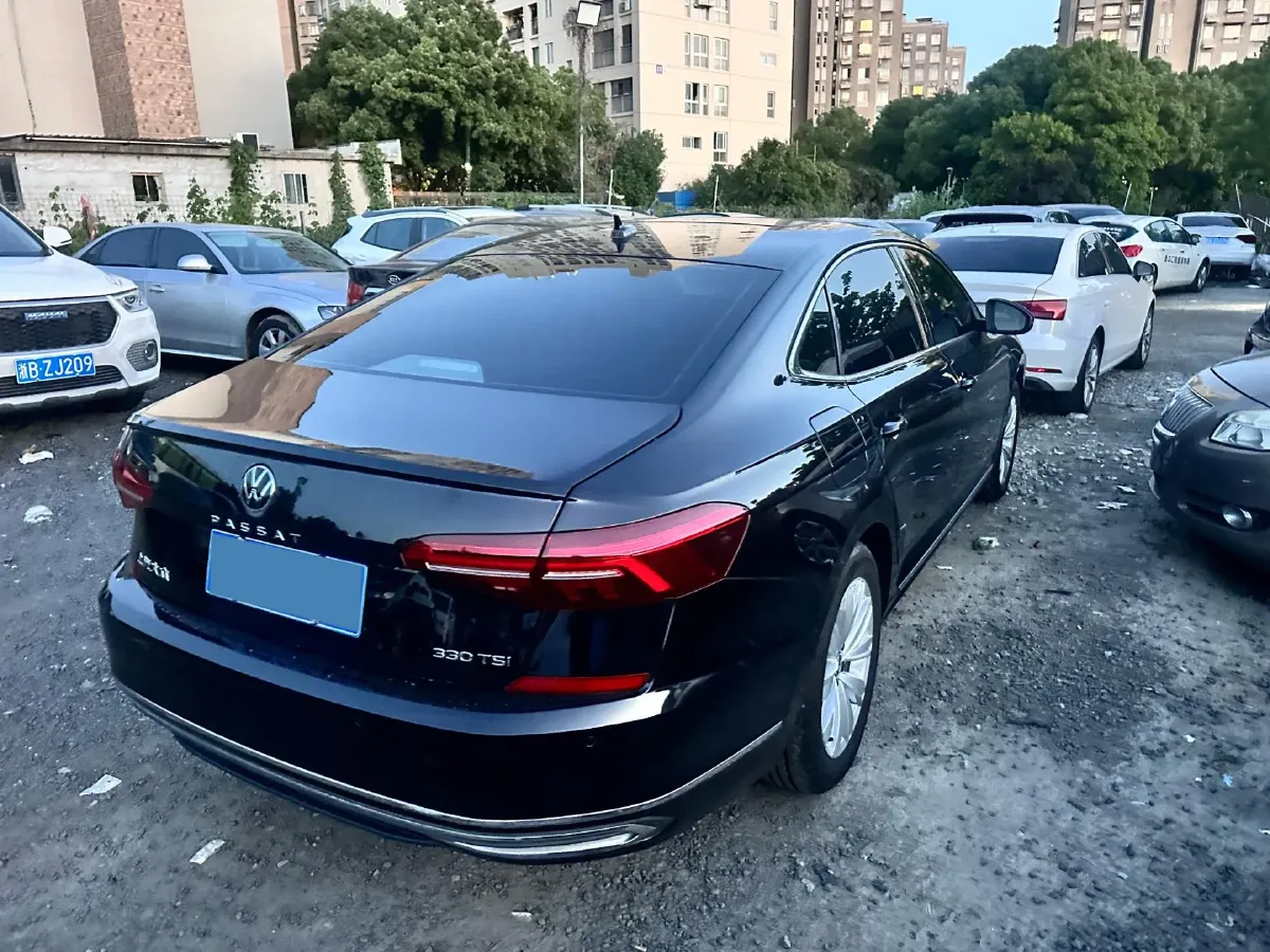 2021 Volkswagen Passat 2.0T 186HP L4 7DCT,autocango,china used car exporter,china ev exporter,chinese used car exporter,chinese used ev exporter