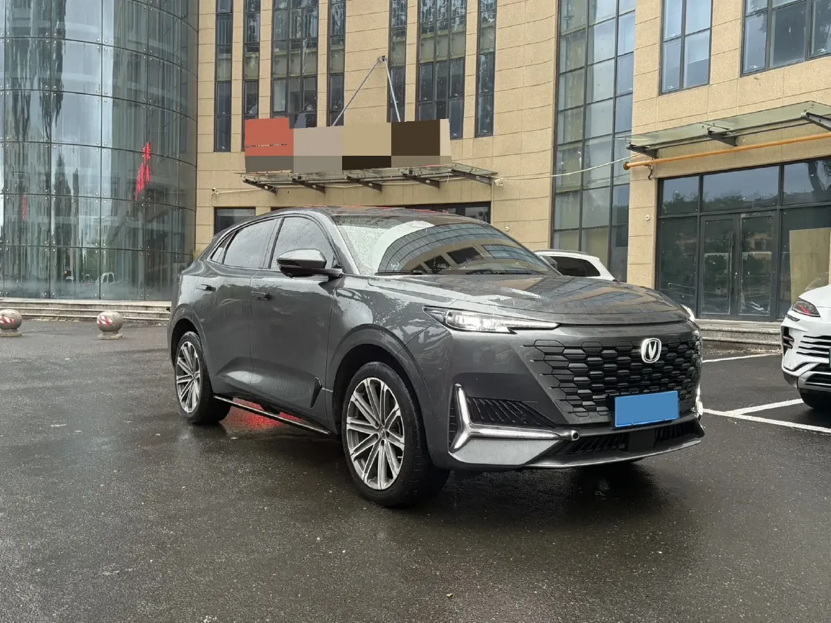 2021 ChangAn UNI-K 2.0T 233HP L4 8AT,autocango,china used car exporter,china ev exporter,chinese used car exporter,chinese used ev exporter