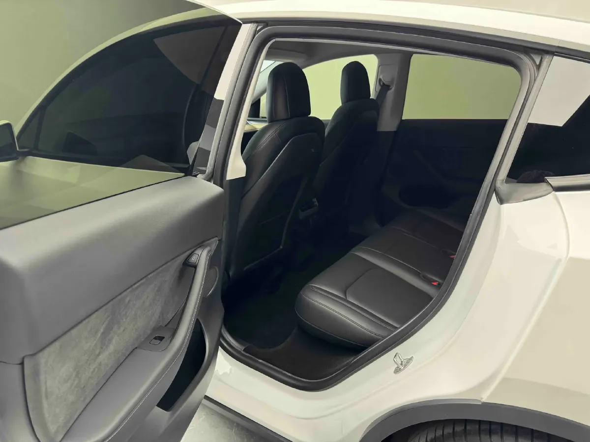 2022 Tesla Model Y BEV 78.4KWH,autocango,china used car exporter,china ev exporter,chinese used car exporter,chinese used ev exporter