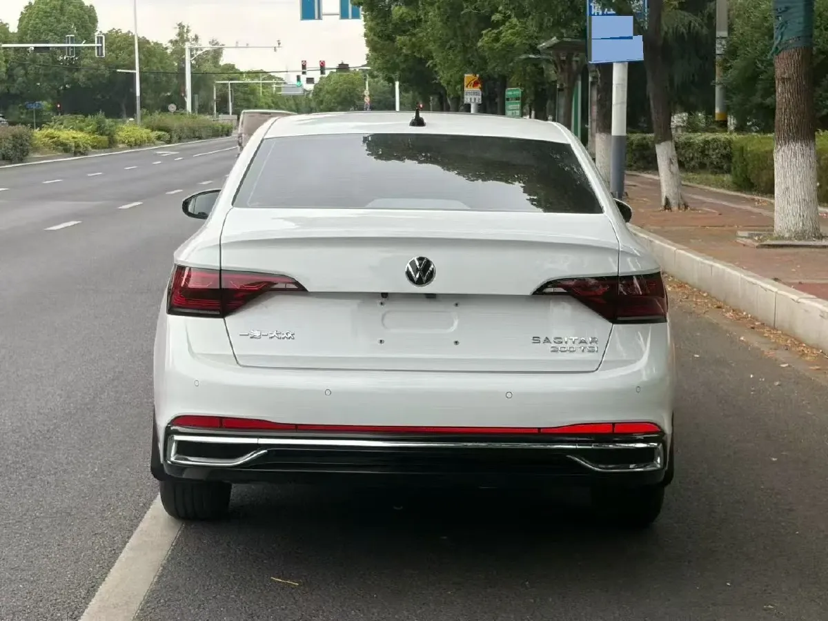 2024 Volkswagen Sagitar 1.5T 160HP L4 7DCT,autocango,china used car exporter,china ev exporter,chinese used car exporter,chinese used ev exporter