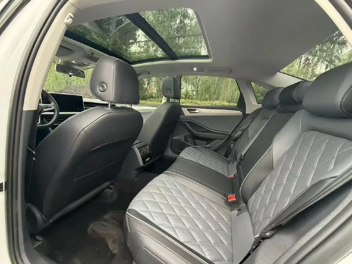 2024 Volkswagen Sagitar 1.5T 160HP L4 7DCT,autocango,china used car exporter,china ev exporter,chinese used car exporter,chinese used ev exporter