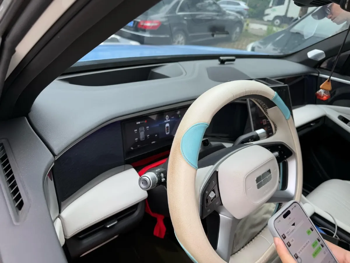 2023 Geely Galaxy L7 1.5T 163HP L4 3DHT PHEV 18.7KWH,autocango,china used car exporter,china ev exporter,chinese used car exporter,chinese used ev exporter