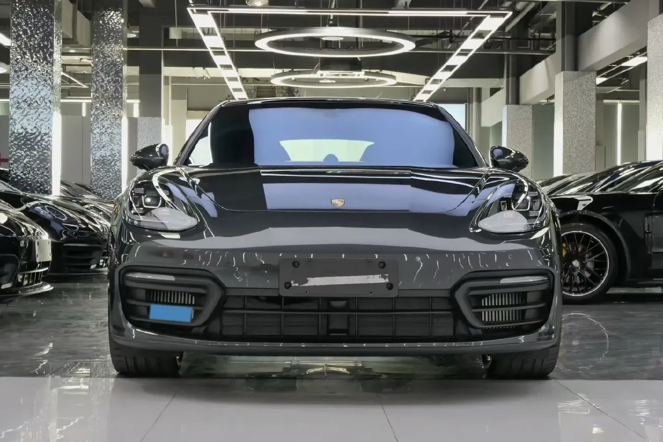2023 Porsche Panamera 2.9T 330HP V6 8DCT,autocango,china used car exporter,china ev exporter,chinese used car exporter,chinese used ev exporter