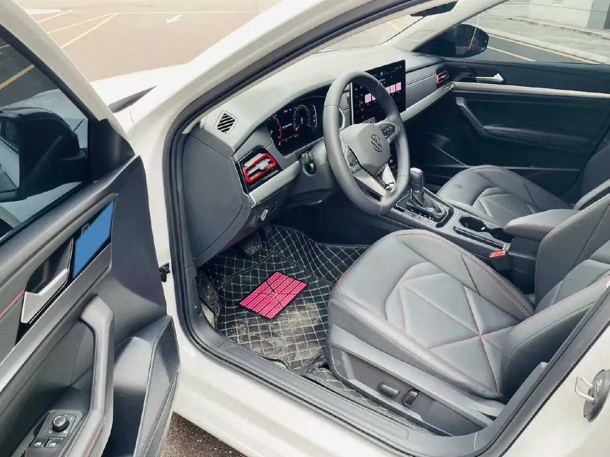 2024 Volkswagen Lavida 1.5T 160HP L4 7DCT,autocango,china used car exporter,china ev exporter,chinese used car exporter,chinese used ev exporter