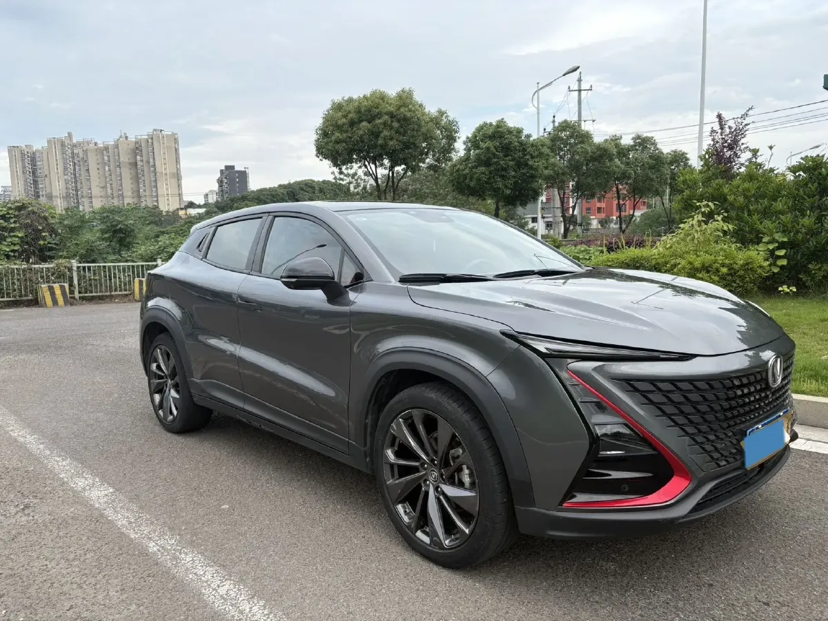 2020 ChangAn UNI-T 1.5T 180HP L4 7DCT,autocango,china used car exporter,china ev exporter,chinese used car exporter,chinese used ev exporter