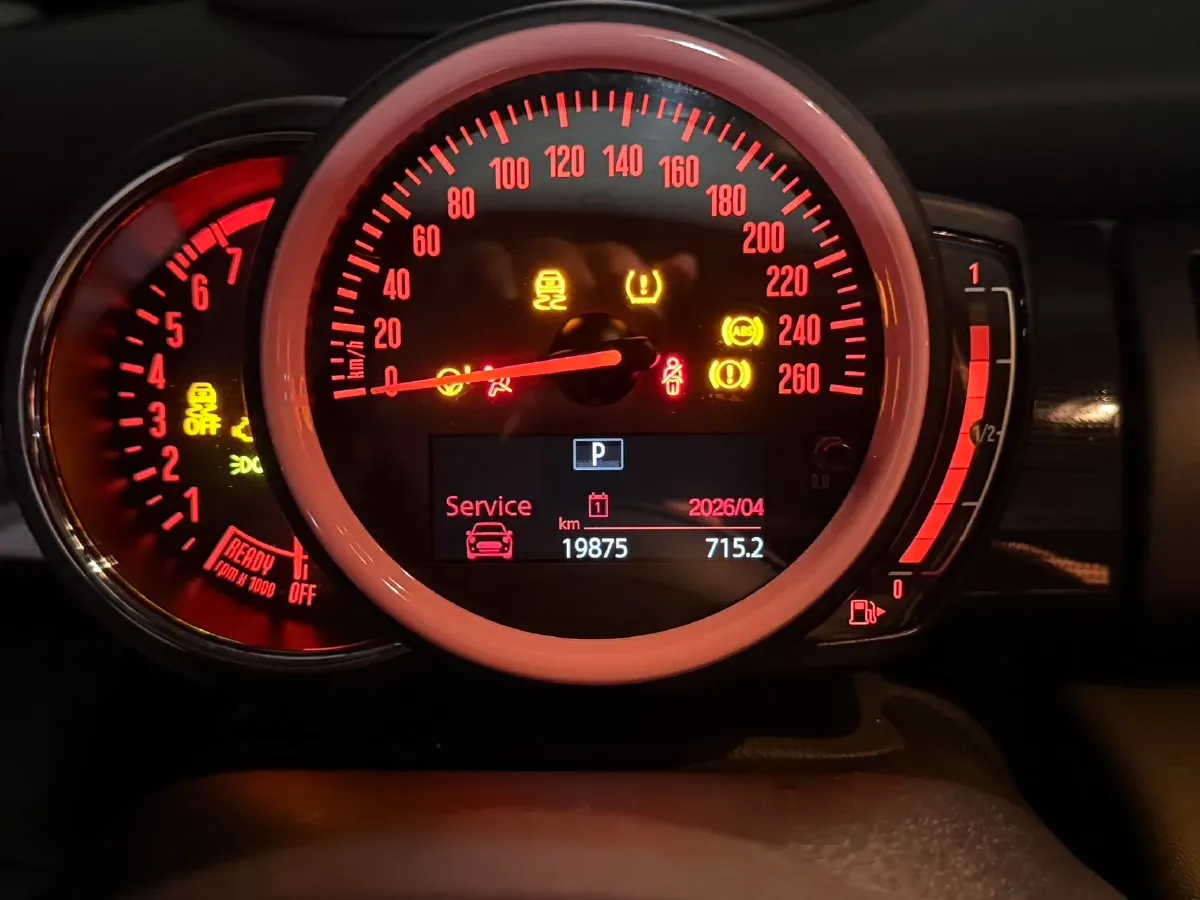 2020 MINI MINI 1.5T 136HP L3 7DCT,autocango,china used car exporter,china ev exporter,chinese used car exporter,chinese used ev exporter