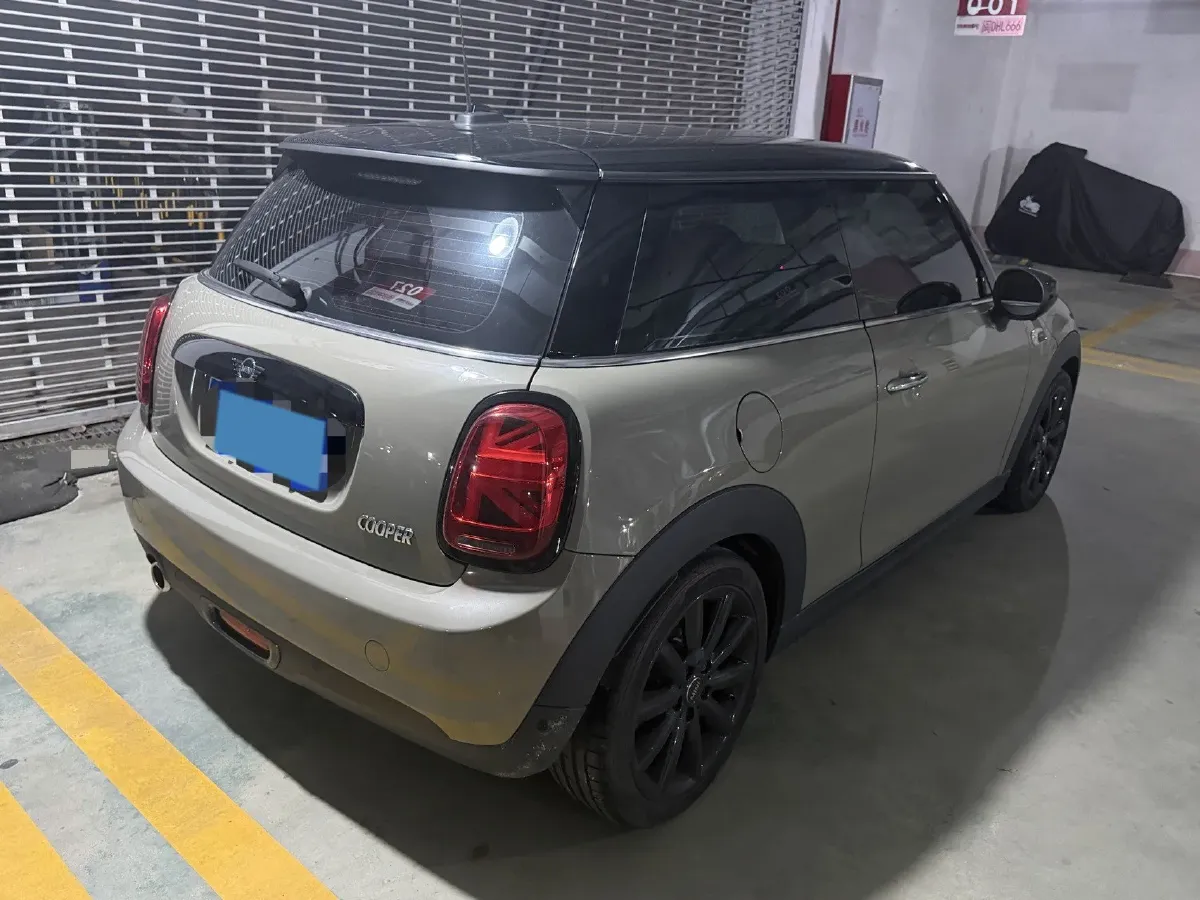 2020 MINI MINI 1.5T 136HP L3 7DCT,autocango,china used car exporter,china ev exporter,chinese used car exporter,chinese used ev exporter