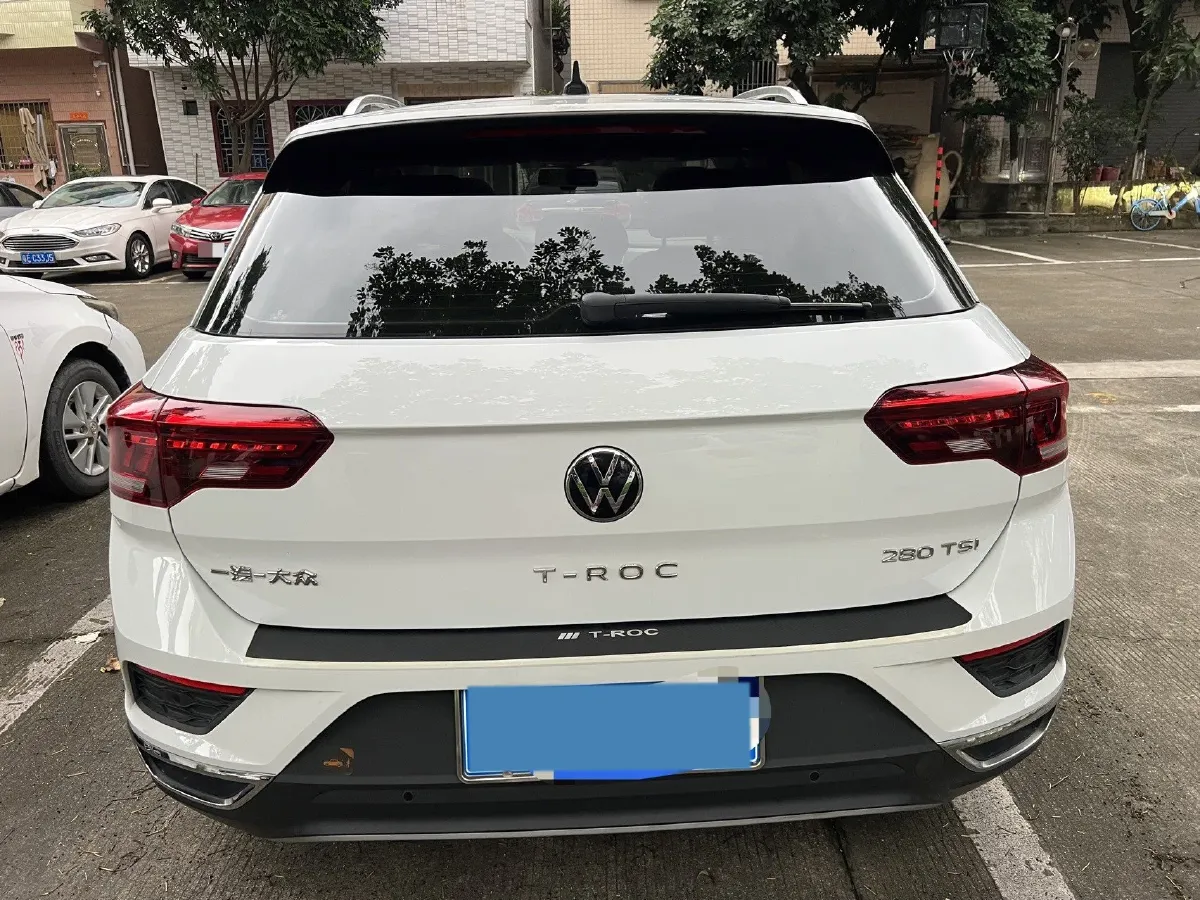 2022 Volkswagen T-Roc 1.4T 150HP L4 7DCT,autocango,china used car exporter,china ev exporter,chinese used car exporter,chinese used ev exporter