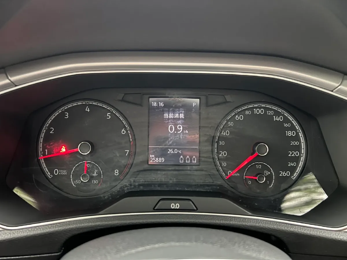 2022 Volkswagen T-Roc 1.4T 150HP L4 7DCT,autocango,china used car exporter,china ev exporter,chinese used car exporter,chinese used ev exporter