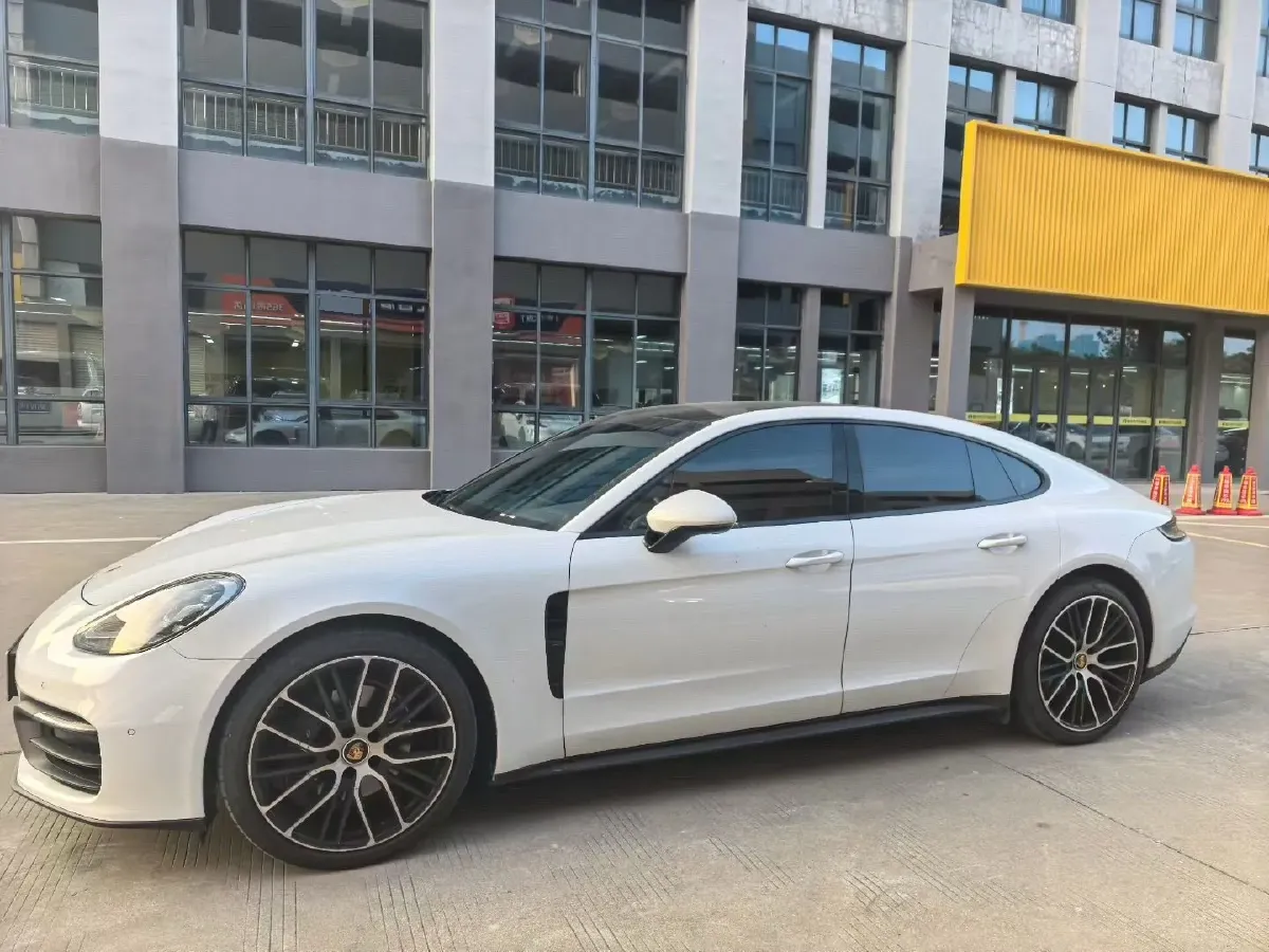 2023 Porsche Panamera 2.9T 330HP V6 8DCT,autocango,china used car exporter,china ev exporter,chinese used car exporter,chinese used ev exporter