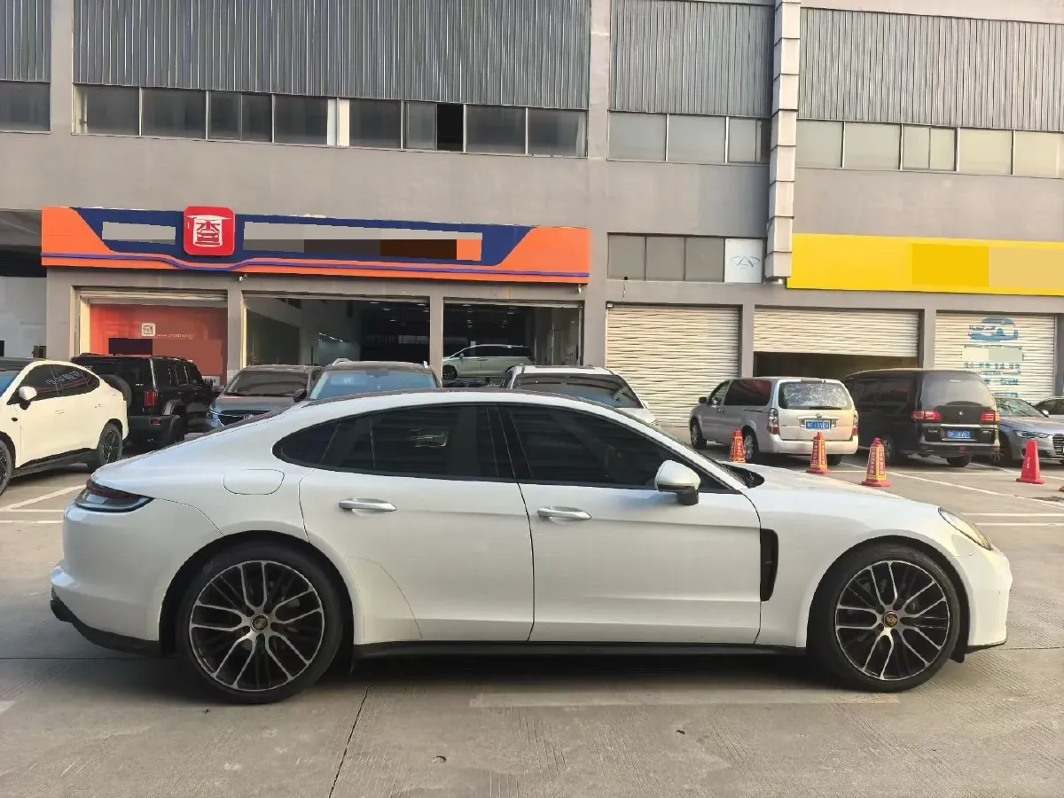2023 Porsche Panamera 2.9T 330HP V6 8DCT,autocango,china used car exporter,china ev exporter,chinese used car exporter,chinese used ev exporter