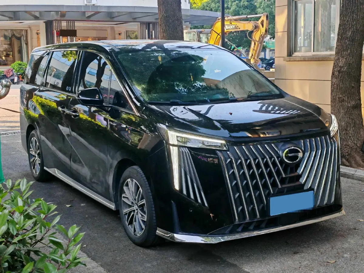 2024 GAC Trumpchi M8 2.0T 252HP L4 8AT,autocango,china used car exporter,china ev exporter,chinese used car exporter,chinese used ev exporter