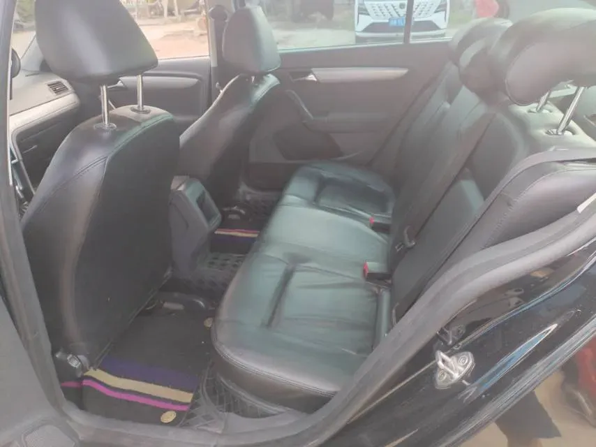 2013 Volkswagen Lavida 1.6L 110HP L4 6AT,autocango,china used car exporter,china ev exporter,chinese used car exporter,chinese used ev exporter