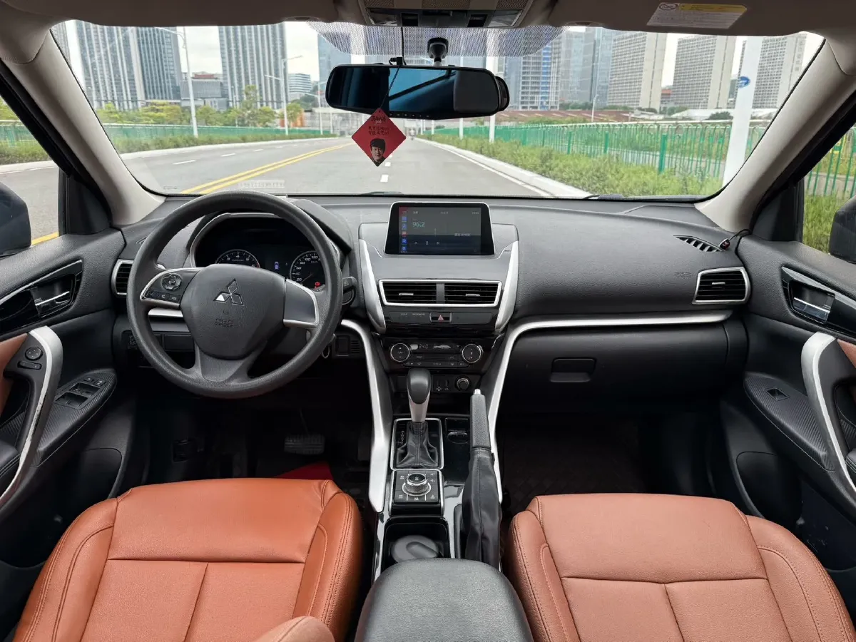 2018 Mitsubishi Eclipse Cross 1.5T 170HP L4 CVT,autocango,china used car exporter,china ev exporter,chinese used car exporter,chinese used ev exporter