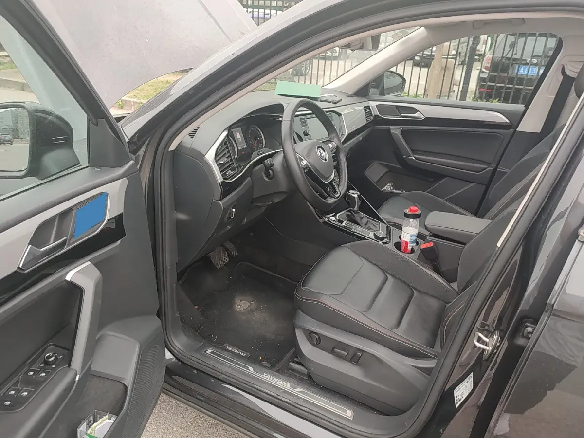 2019 Volkswagen Tayron 2.0T 186HP L4 7DCT,autocango,china used car exporter,china ev exporter,chinese used car exporter,chinese used ev exporter