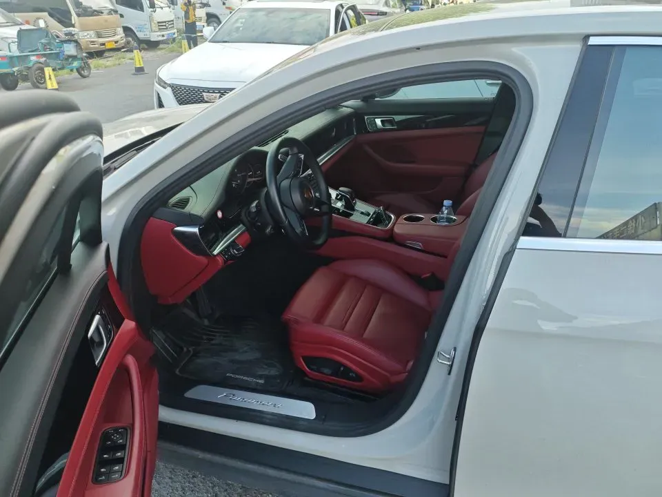 2021 Porsche Panamera 2.9T 330HP V6 8DCT,autocango,china used car exporter,china ev exporter,chinese used car exporter,chinese used ev exporter