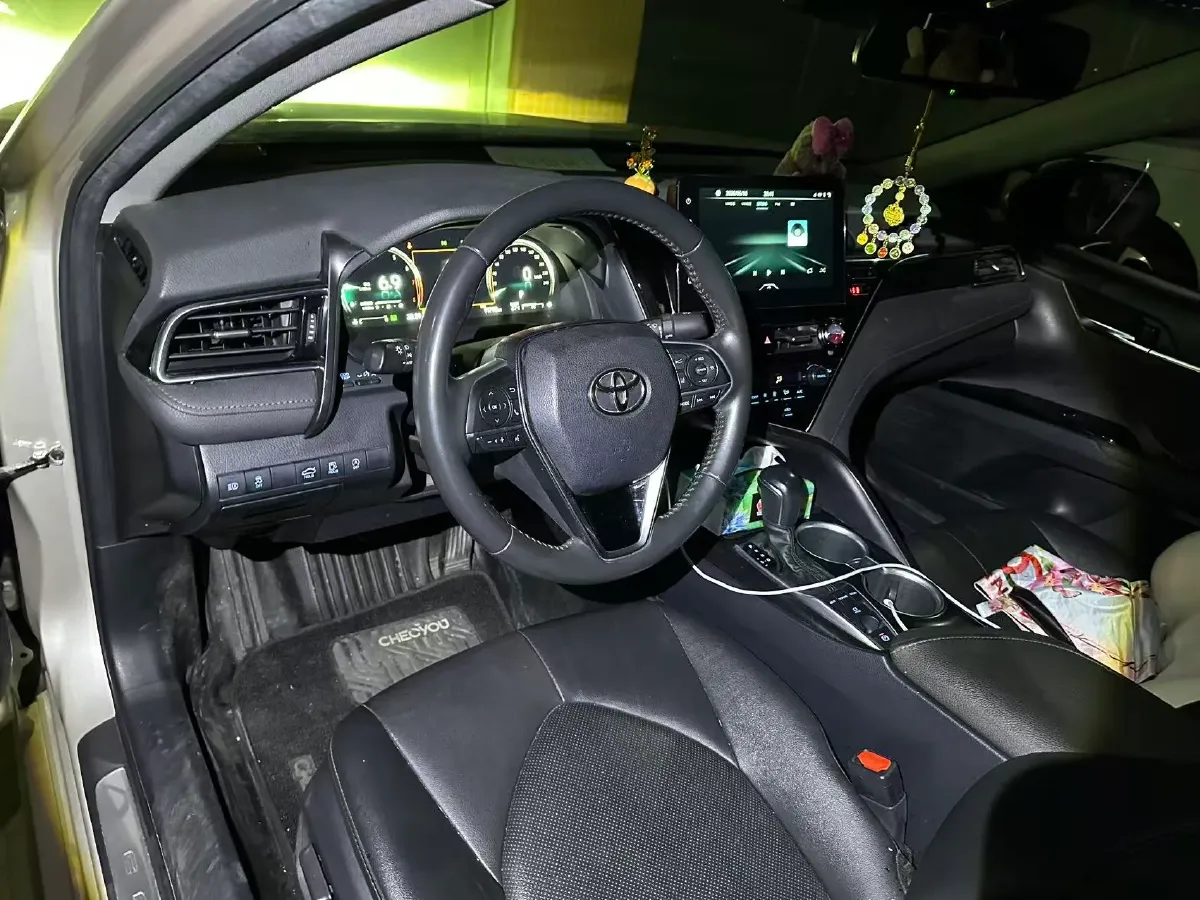 2021 Toyota Camry 2.5L 209HP L4 8AT,autocango,china used car exporter,china ev exporter,chinese used car exporter,chinese used ev exporter