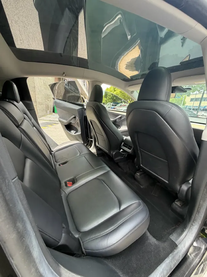 2022 Tesla Model Y BEV 60KWH,autocango,china used car exporter,china ev exporter,chinese used car exporter,chinese used ev exporter