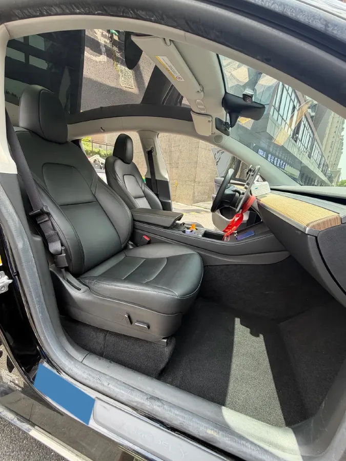 2022 Tesla Model Y BEV 60KWH,autocango,china used car exporter,china ev exporter,chinese used car exporter,chinese used ev exporter