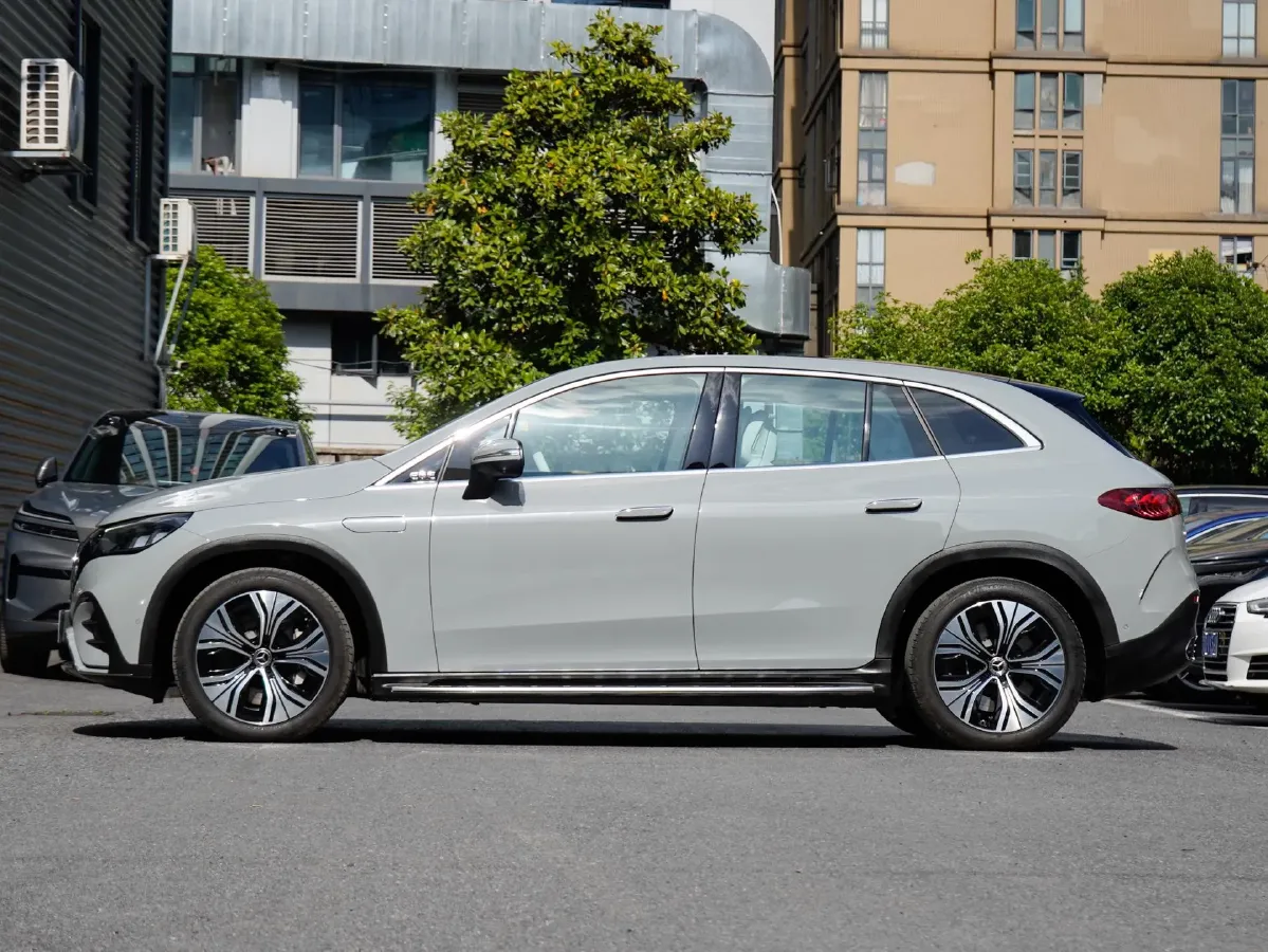 2023 Mercedes-Benz EQE SUV BEV 96.1KWH,autocango,china used car exporter,china ev exporter,chinese used car exporter,chinese used ev exporter