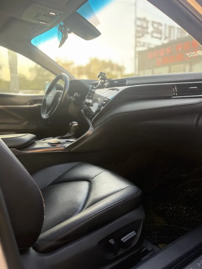 2018 Toyota Camry 2.5L 209HP L4 8AT,autocango,china used car exporter,china ev exporter,chinese used car exporter,chinese used ev exporter