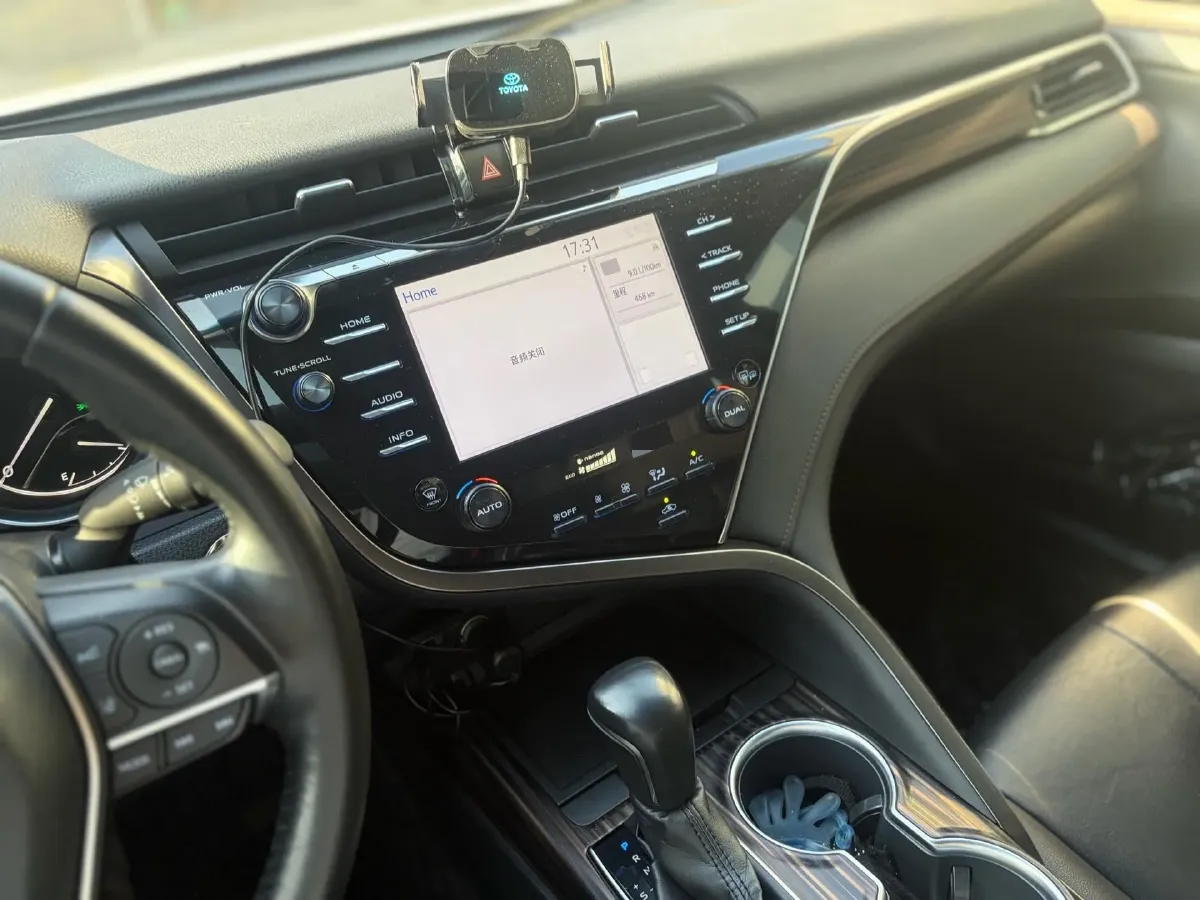 2018 Toyota Camry 2.5L 209HP L4 8AT,autocango,china used car exporter,china ev exporter,chinese used car exporter,chinese used ev exporter