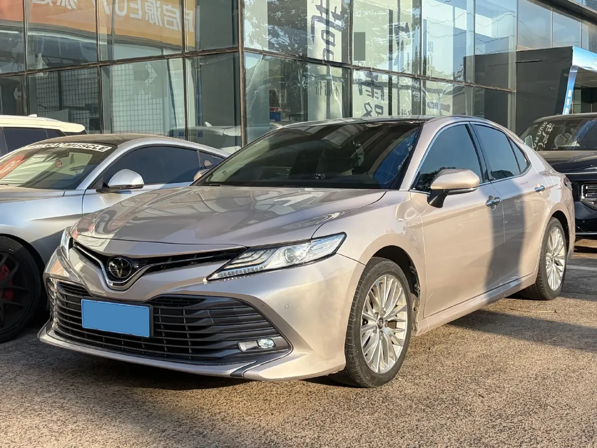 2018 Toyota Camry 2.5L 209HP L4 8AT,autocango,china used car exporter,china ev exporter,chinese used car exporter,chinese used ev exporter