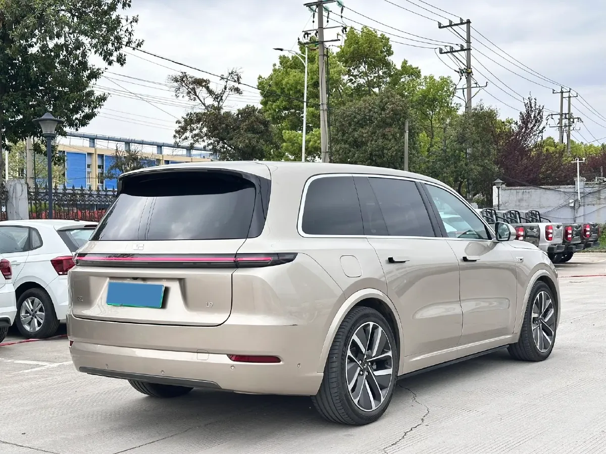 2024 Li L9 Range Extended 154HP REEV 52.3KWH,autocango,china used car exporter,china ev exporter,chinese used car exporter,chinese used ev exporter
