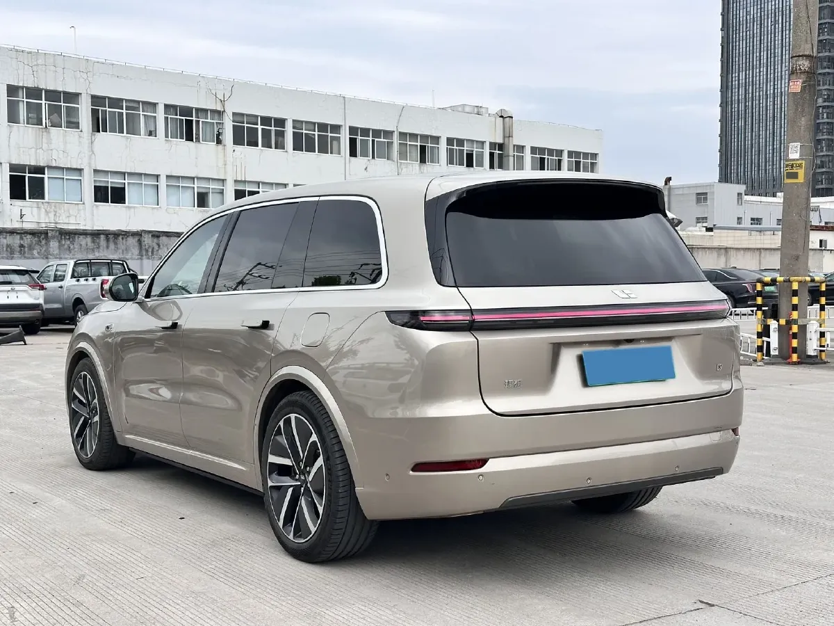 2024 Li L9 Range Extended 154HP REEV 52.3KWH,autocango,china used car exporter,china ev exporter,chinese used car exporter,chinese used ev exporter
